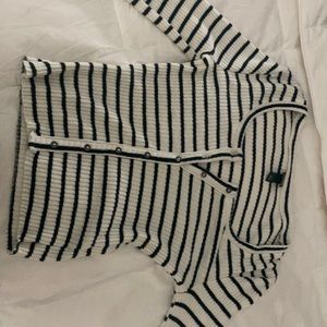 $15 green and white
